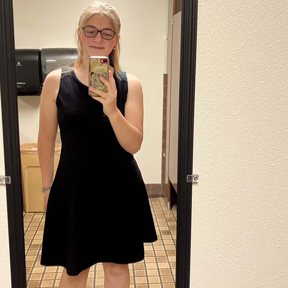 Meet your Posher, Noelle